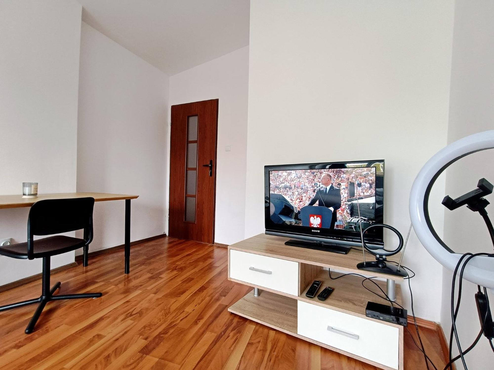 Pokoje Przytulnie Jak W Domu Krakau Buitenkant foto