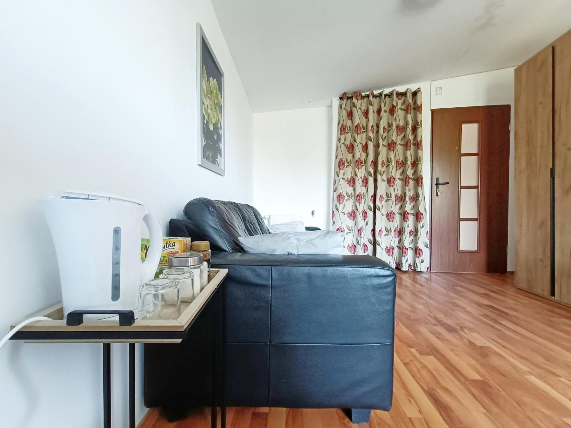 Pokoje Przytulnie Jak W Domu Krakau Buitenkant foto