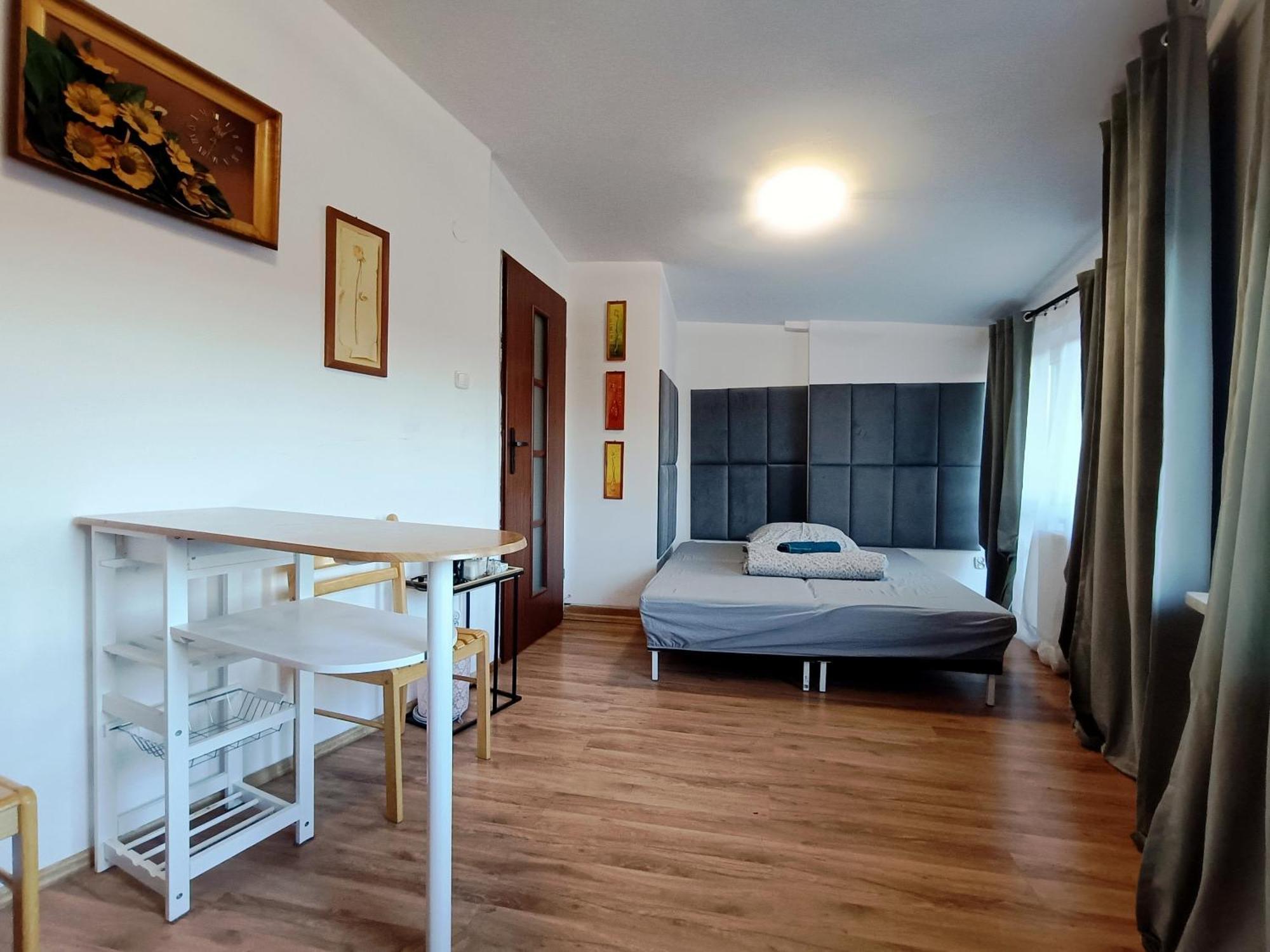 Pokoje Przytulnie Jak W Domu Krakau Buitenkant foto