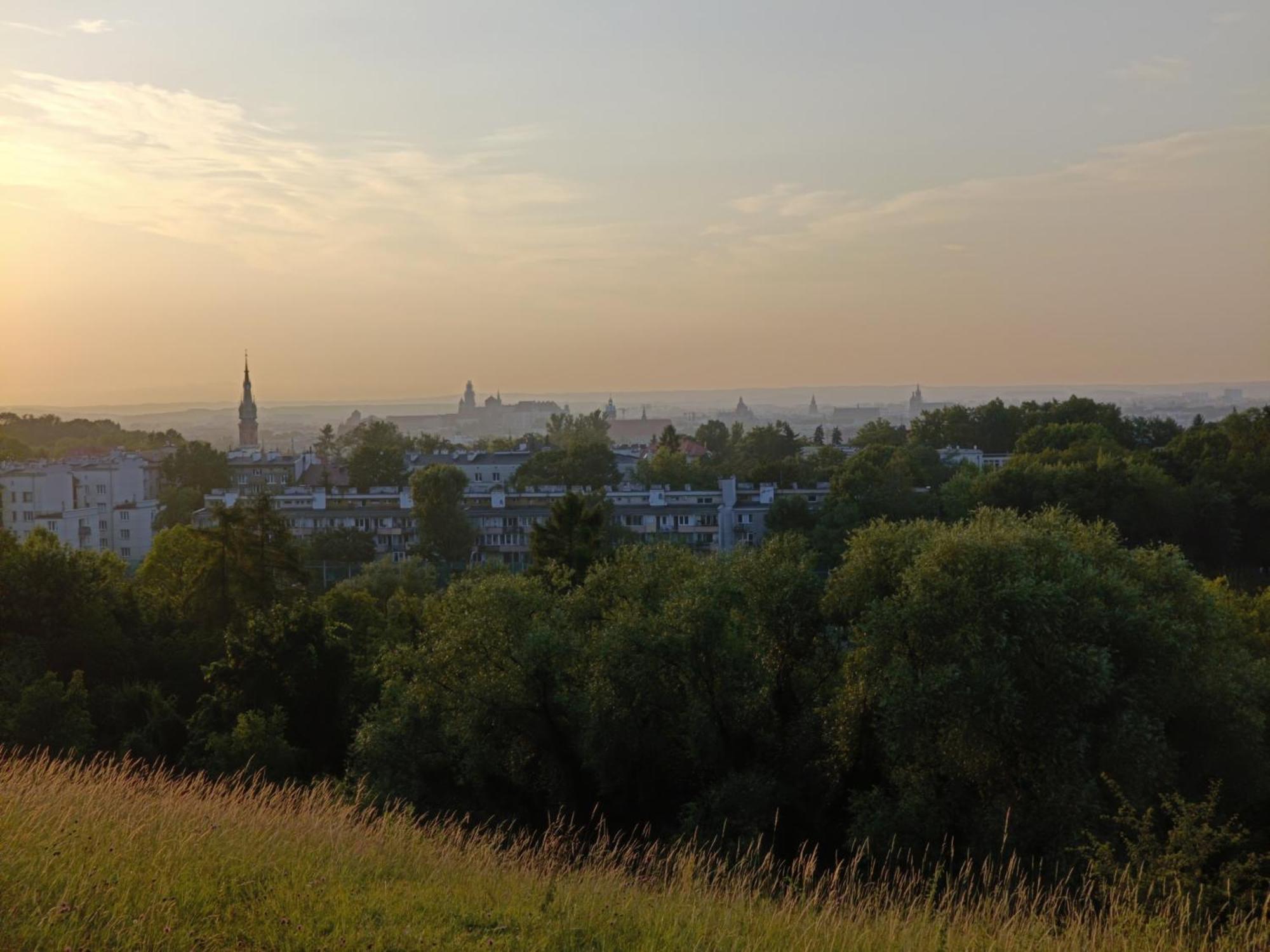 Pokoje Przytulnie Jak W Domu Krakau Buitenkant foto